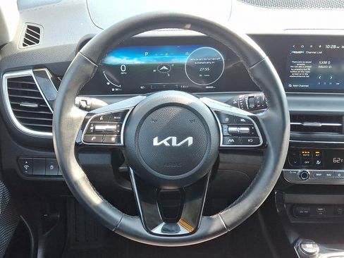 Used 2024 Kia Seltos S AWD/4WD image 12
