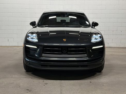 Used 2026 Porsche Macan AWD/4WD image 9