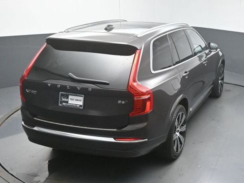 Certified 2023 Volvo XC90 B6 Ultimate w/ Protection Package Premier AWD/4WD image 49