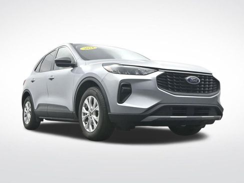 Certified 2024 Ford Escape Active w/ Cold Weather Package FWD image 34
