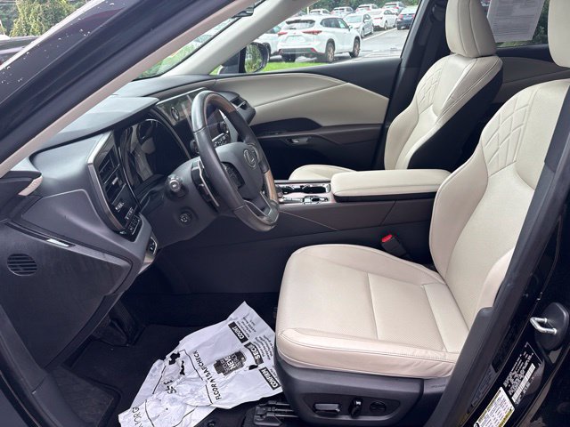 Used 2023 Lexus RX 350 Premium w/ Accessory Package (Z1) AWD/4WD image 24