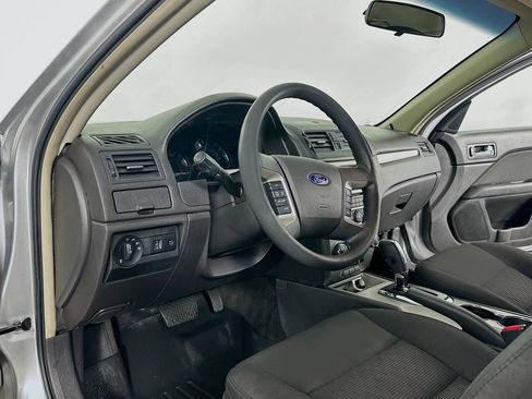 Used 2011 Ford Fusion SE image 30