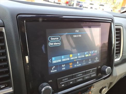 Used 2023 Nissan Frontier SV w/ Tow Package AWD/4WD image 19