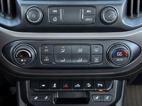 Used 2022 GMC Canyon AT4 image 20