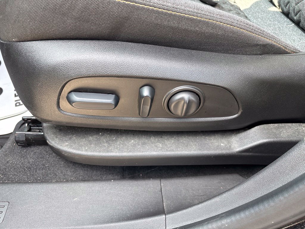 Used 2024 Chevrolet Equinox LT w/ LPO, Floor Liner Package FWD image 30