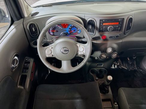 Used 2013 Nissan Cube 1.8 S w/ Interior Designer Pkg FWD image 18