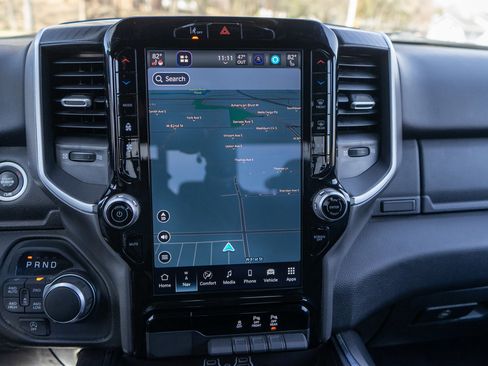 Used 2025 RAM 1500 Big Horn image 18