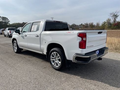 Used 2022 Chevrolet Silverado 1500 LTZ image 3