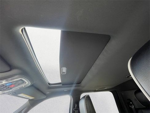 New 2025 RAM 3500 Laramie image 22