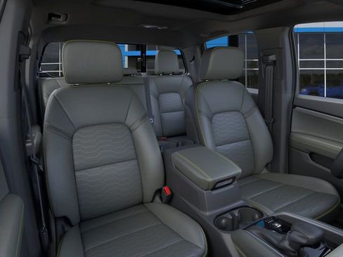 New 2026 Chevrolet Colorado ZR2 w/ Technology Package image 16