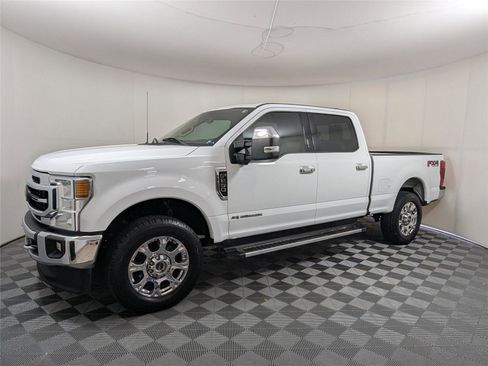 Used 2022 Ford F250 Lariat w/ Lariat Ultimate Package image 2