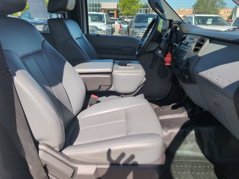 Used 2014 Ford F450 4x4 Crew Cab Super Duty image 17
