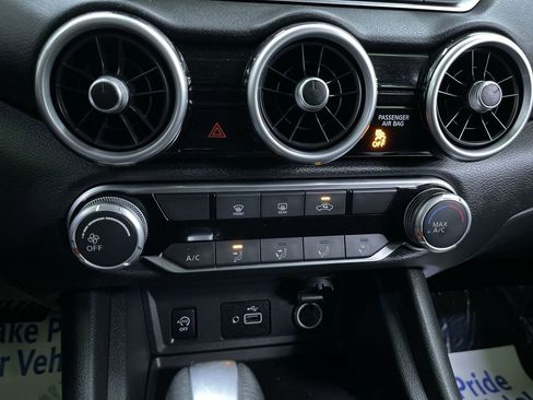 Used 2024 Nissan Sentra S image 23