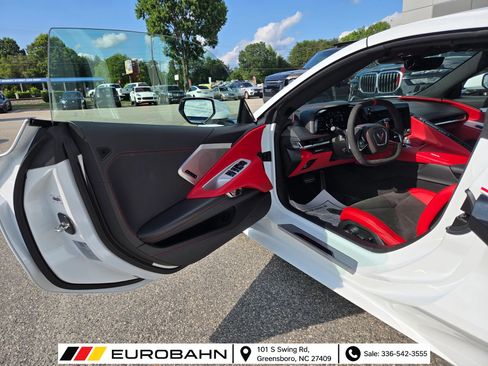 Used 2024 Chevrolet Corvette Stingray Premium Conv w/ 3LT RWD image 9