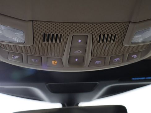 Used 2022 Lincoln Nautilus Reserve image 55