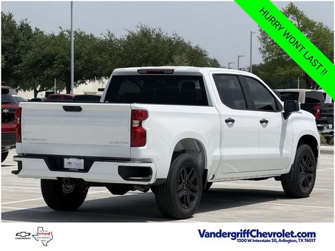 New 2026 Chevrolet Silverado 1500 Custom RWD image 4