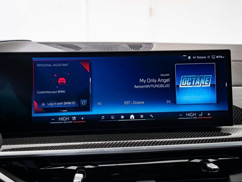 Used 2024 BMW X6 M60i w/ Dynamic Handling Package image 32