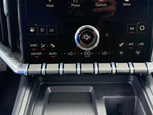 New 2026 GMC Acadia Elevation w/ Elevation Premium Package AWD/4WD image 27