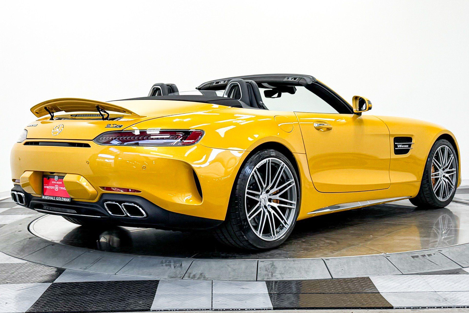 Used 2020 Mercedes-Benz AMG GT C image 9
