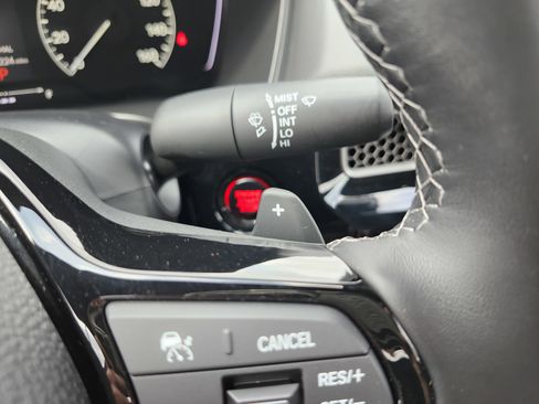 Used 2025 Honda Civic Sport image 32