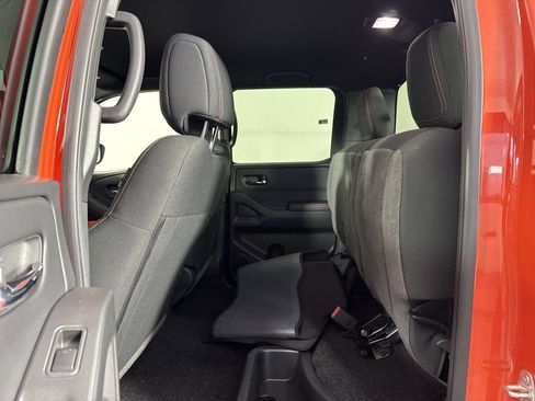 Certified 2025 Nissan Frontier PRO-4X AWD/4WD image 23