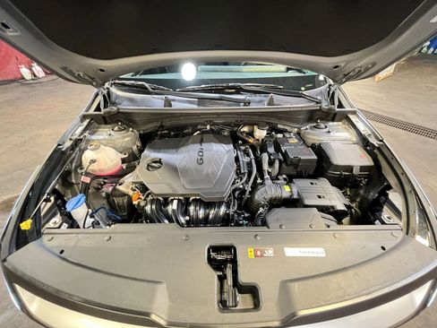 Used 2025 Kia Sportage LX image 31