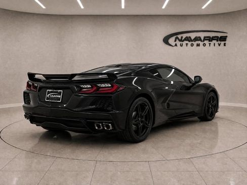 Used 2022 Chevrolet Corvette Stingray Coupe w/ Z51 Performance Package RWD image 7
