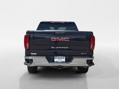 Used 2023 GMC Sierra 1500 SLT AWD/4WD image 4