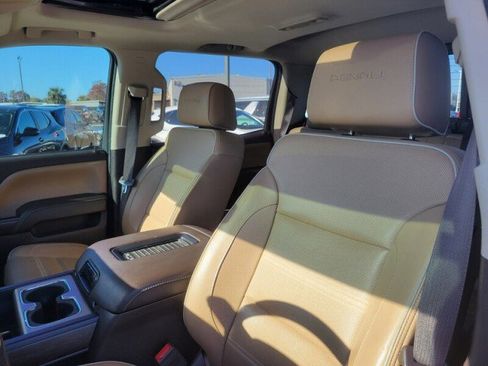 Used 2019 GMC Sierra 2500 Denali w/ Duramax Plus Package image 8