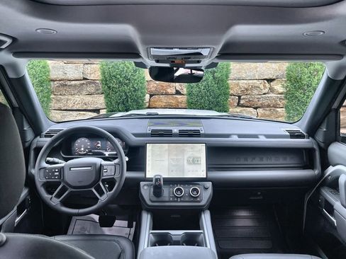 Used 2026 Land Rover Defender 110 S AWD/4WD image 12