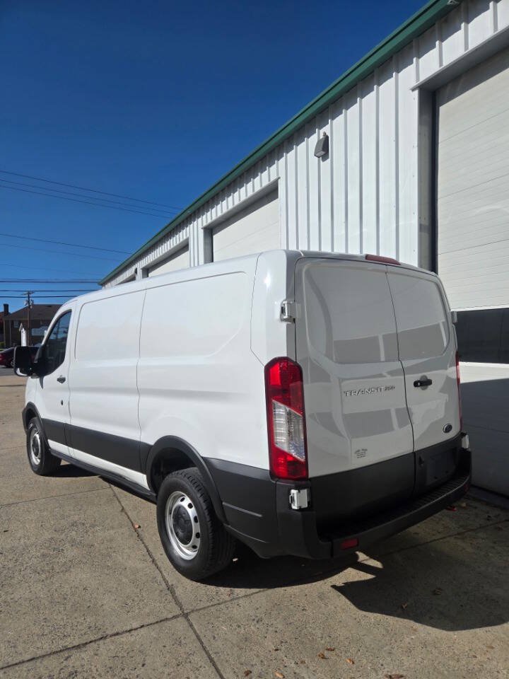 Used 2020 Ford Transit 250 Low Roof w/ Load Area Protection Package RWD image 2