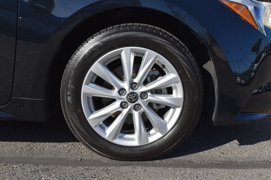 Certified 2026 Toyota Corolla XLE FWD image 28