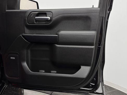 Used 2020 Chevrolet Silverado 1500 RST AWD/4WD image 32