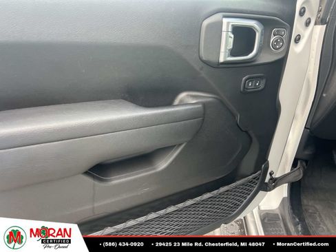 Used 2022 Jeep Wrangler Unlimited Sport AWD/4WD image 16