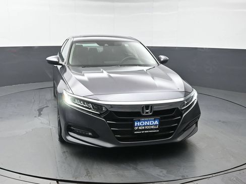 Used 2018 Honda Accord EX-L image 9