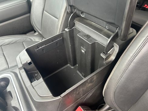 Used 2022 Chevrolet Silverado 3500 High Country image 24