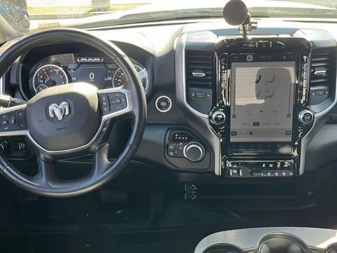 Used 2024 RAM 2500 Big Horn w/ Safety Group image 4