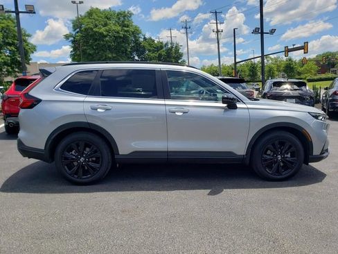 Used 2025 Honda CR-V Sport Touring image 10