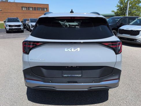 New 2026 Kia Sportage EX FWD image 6