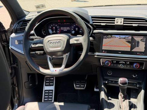 Used 2025 Audi Q3 2.0T Premium Plus w/ Premium Plus Package AWD/4WD image 21