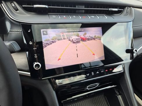 New 2026 Jeep Grand Cherokee Altitude RWD image 31