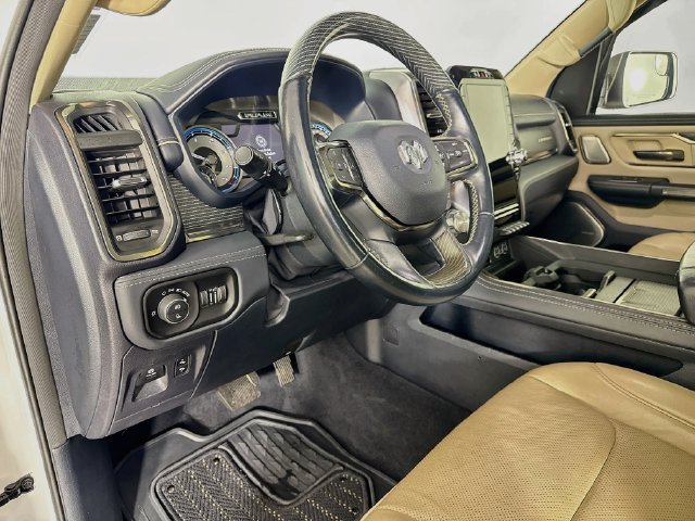 Used 2021 RAM 1500 Limited AWD/4WD image 12