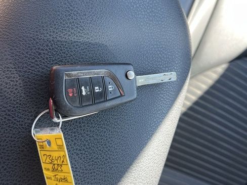 Used 2023 Toyota Camry SE image 28