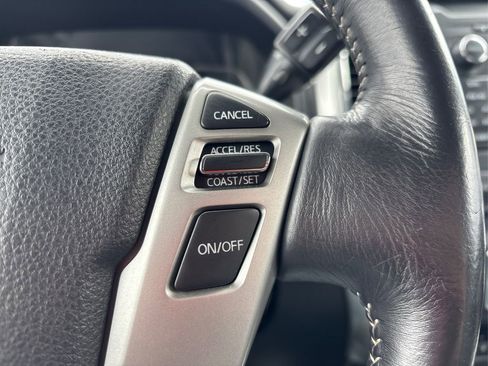 Used 2018 Nissan Titan PRO-4X w/ Pro-4x Convenience Package image 28