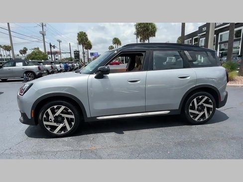 Used 2025 MINI Cooper Countryman S image 17