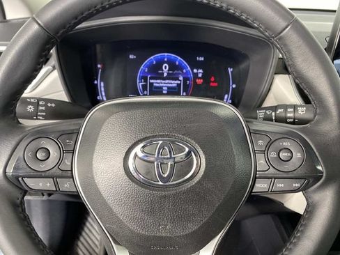 Used 2026 Toyota Corolla Cross LE w/ Moonroof Package AWD/4WD image 17