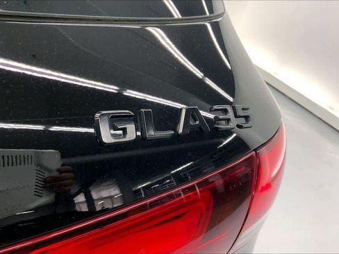 Certified 2022 Mercedes-Benz GLA 35 AMG 4MATIC image 14