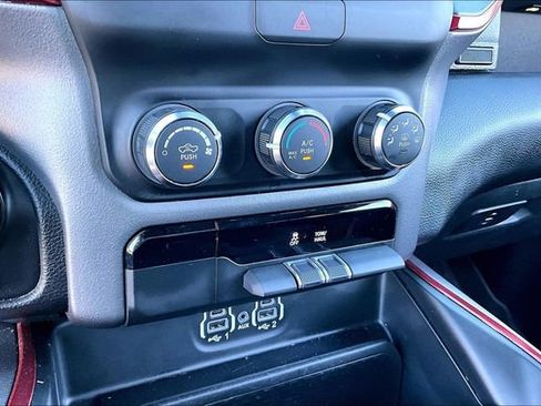 Used 2022 RAM 1500 Rebel AWD/4WD image 22
