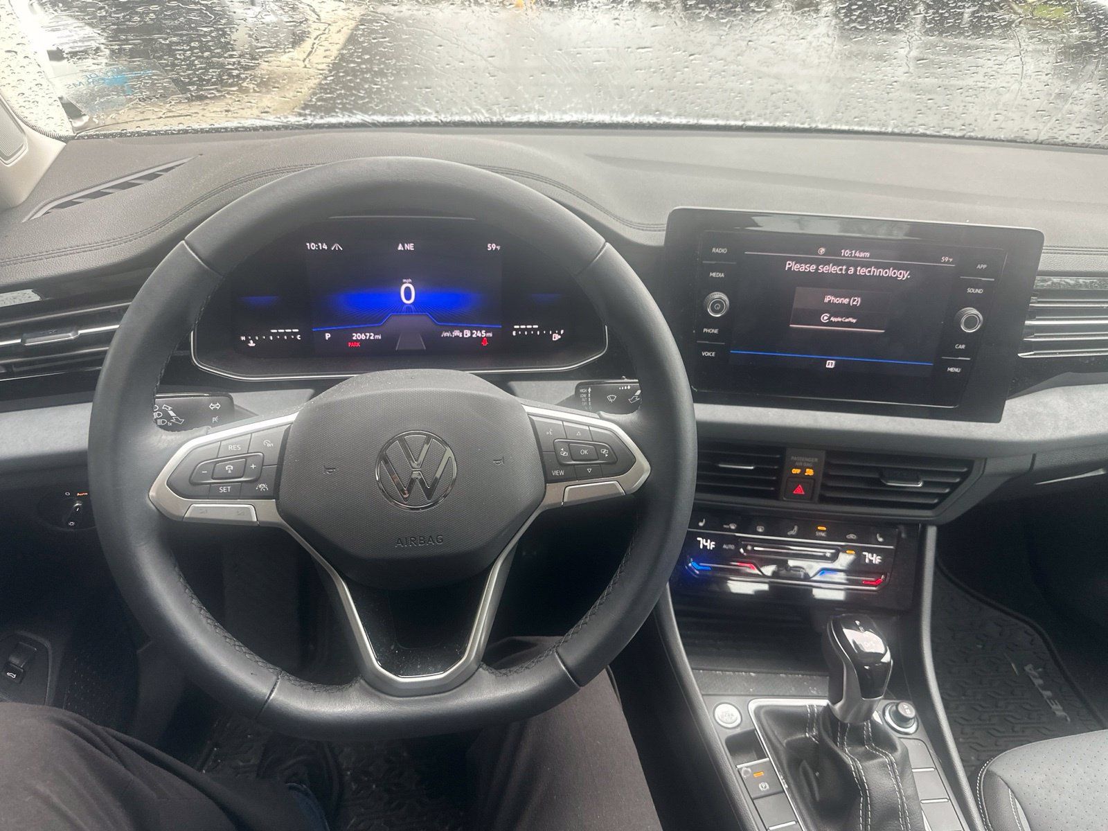 Used 2025 Volkswagen Jetta SE FWD image 21
