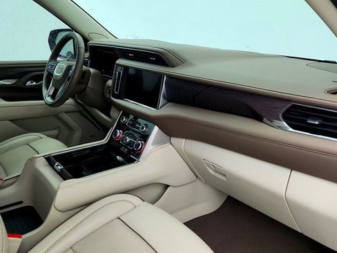 Used 2023 GMC Yukon Denali image 25